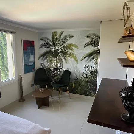 Magnifique Petit Havre De Paix * Fréjus