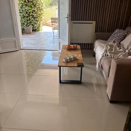 Apartamento Magnifique Petit Havre De Paix Fréjus